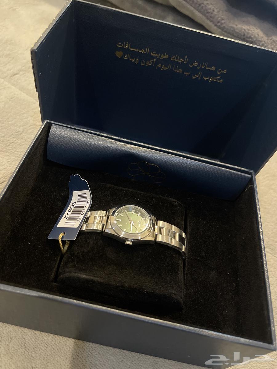 Zairos watch unused64464887964547110