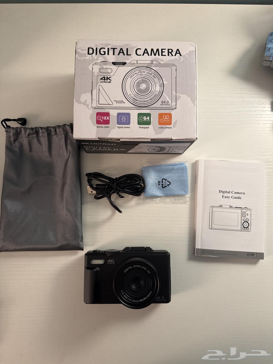 DIGITAL CAMERA64471075210499110