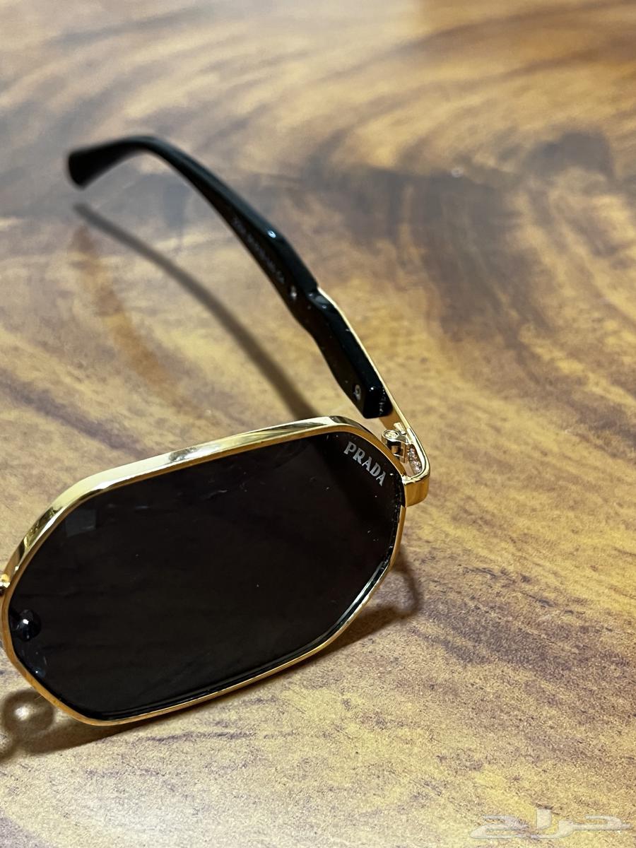 نظارة شمسيه برادا64471335115138114