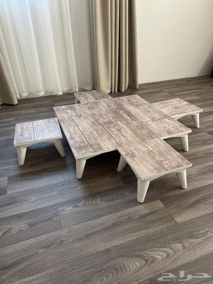 Clean floor table64468176295041111