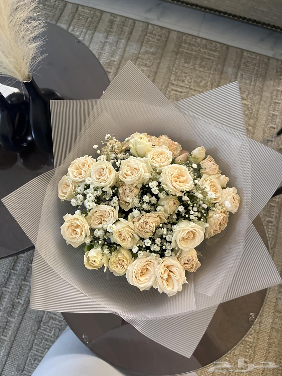 Complete rose set for sale at 480, I'll give you the price and it's negotiable64466989457666113