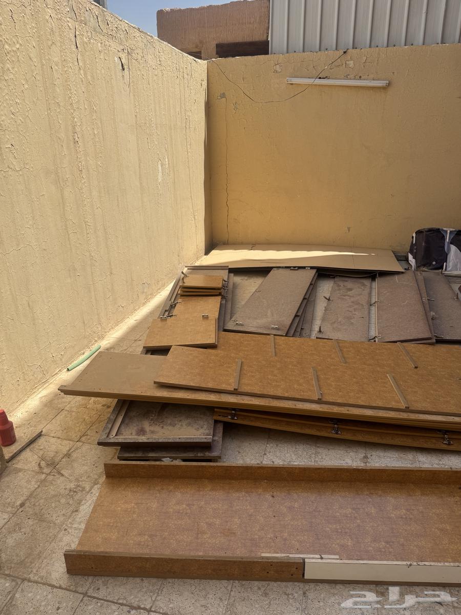 دولاب كامل خشب اصلي64465395680387110