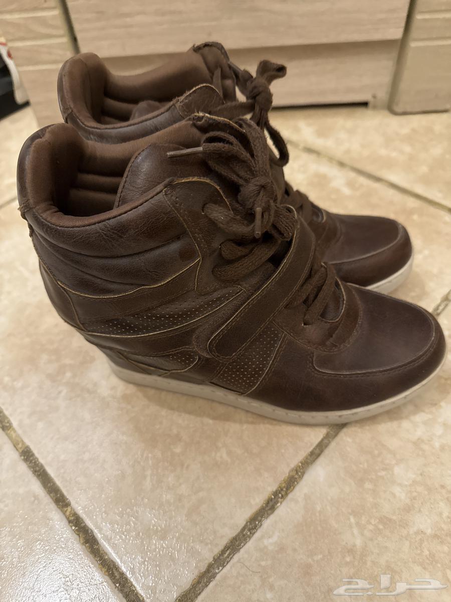 Clothes and shoes, very light use64468315433601113