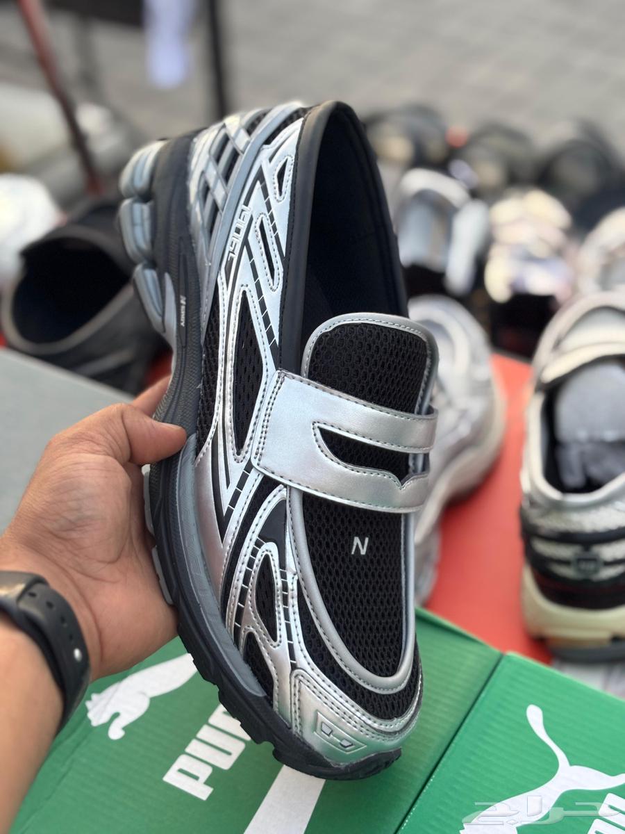 نيو بالانس 250 ريال شامل التوصيل او الشحن64469795262723111