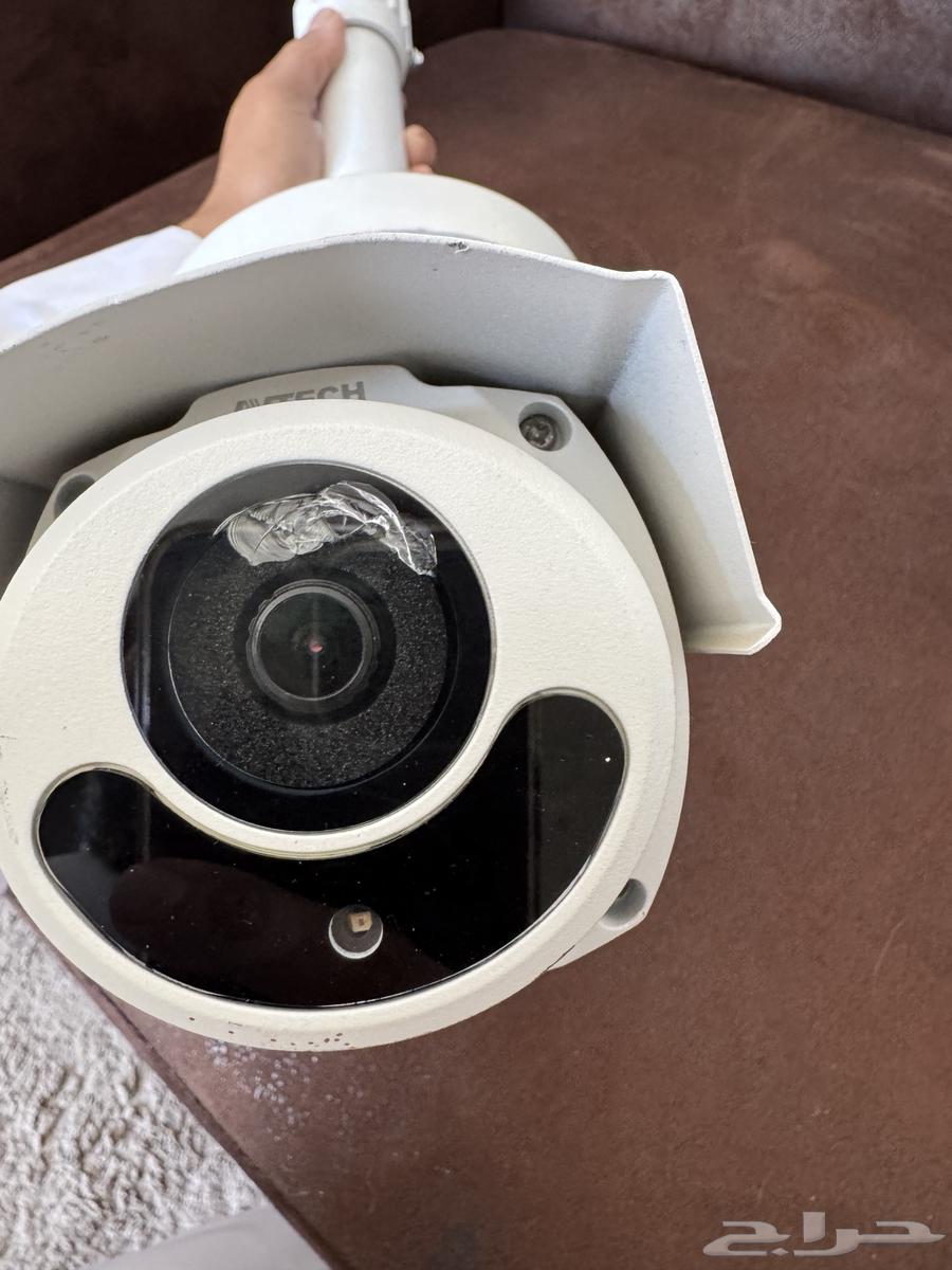 للبيع 6 كاميرات مراقبة احترافية من نوع AVTECH دقة 5 ميجا64467480713217110