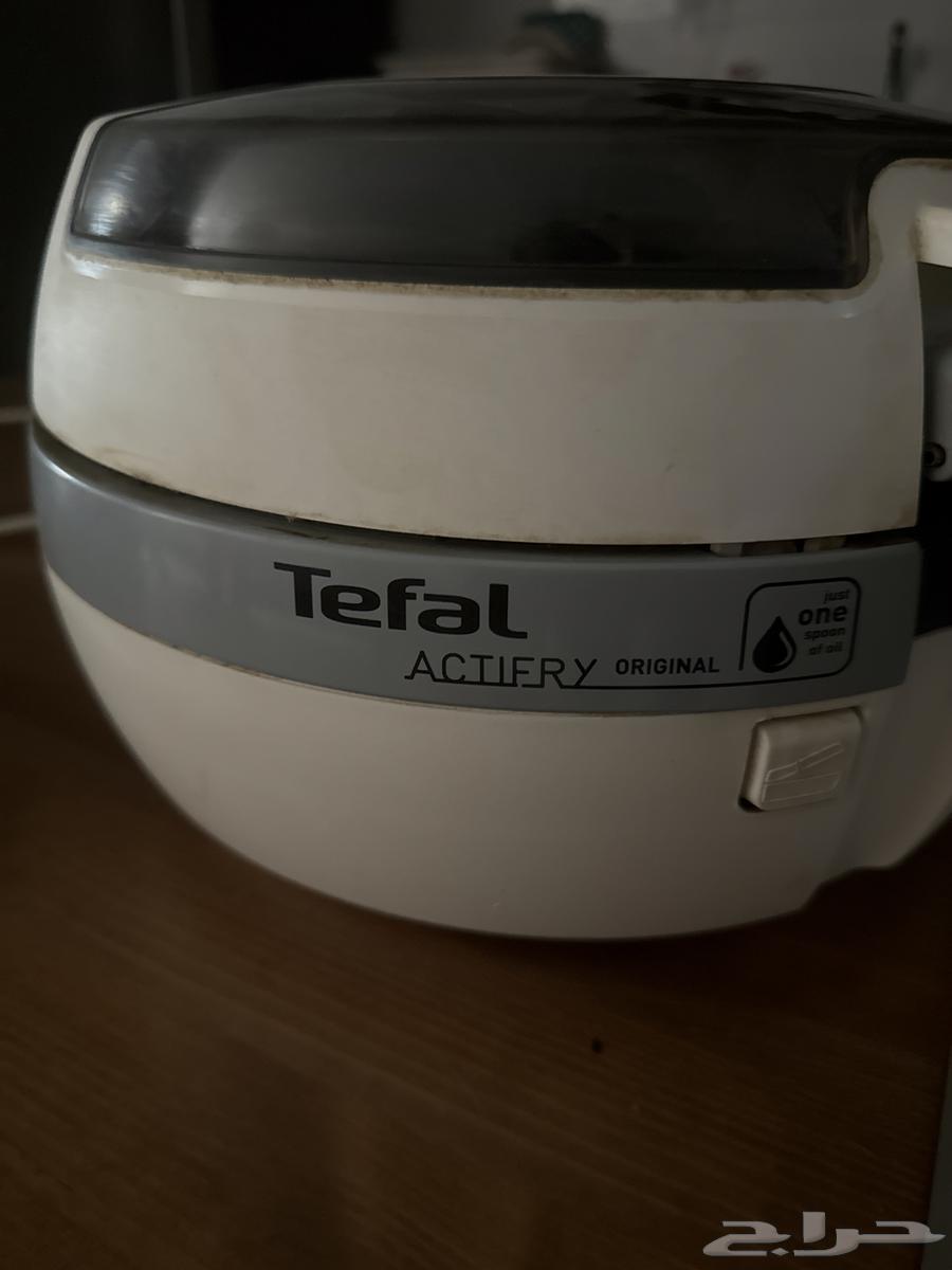 قلاية كهربائيه تدور شبه جديده نظيفة وكويسة64467844173826113