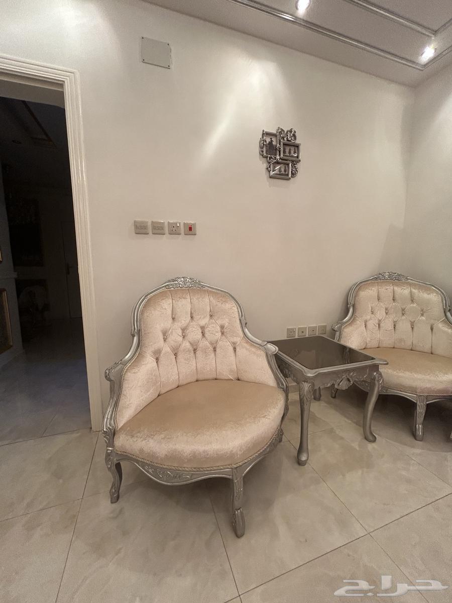 Sofa with star-shaped tables64469976417665111