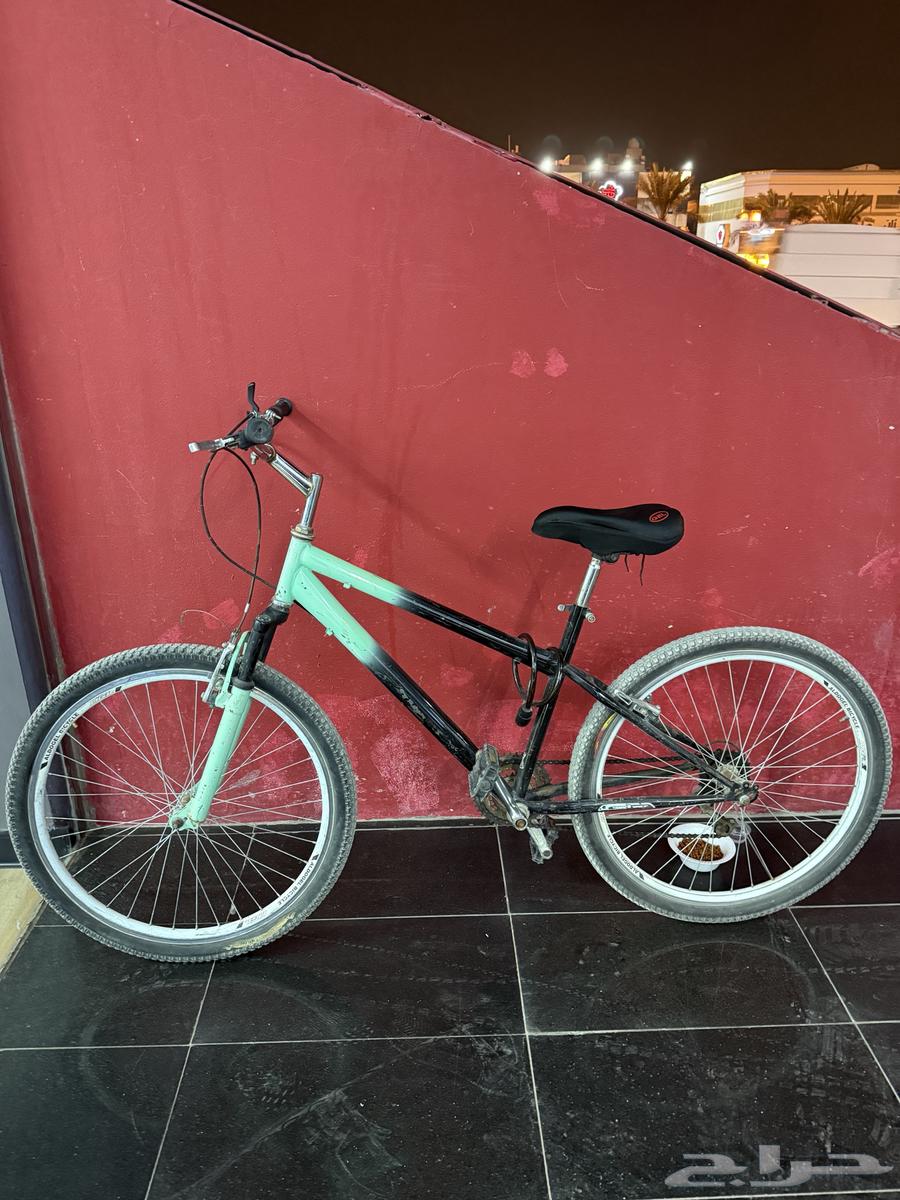 سيكل لحاله جيده كل شئ مشاءالله ممتاز في فرامل امام فقط64470497743233110