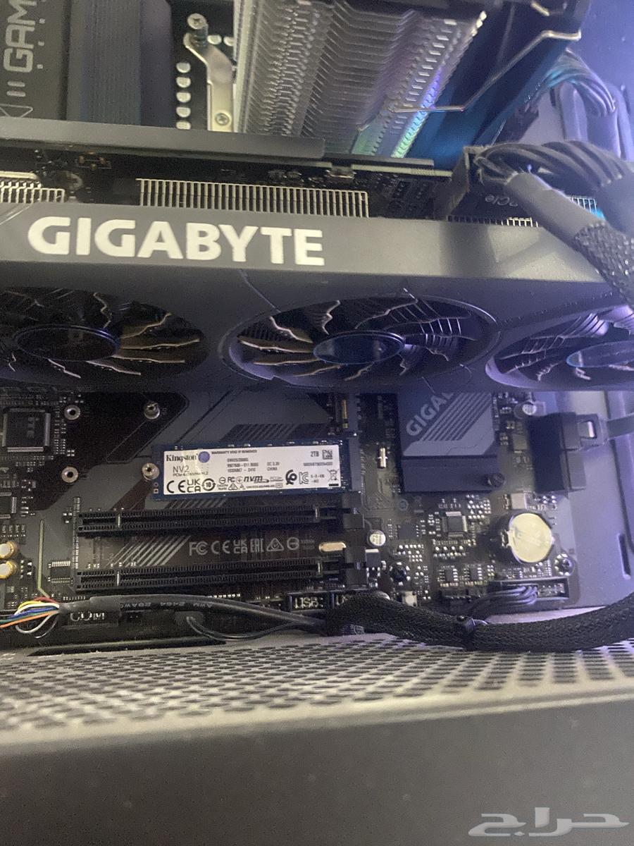 RTX 4060Ti GIGABYTE 8GB OC - Three Fans64465043865090110