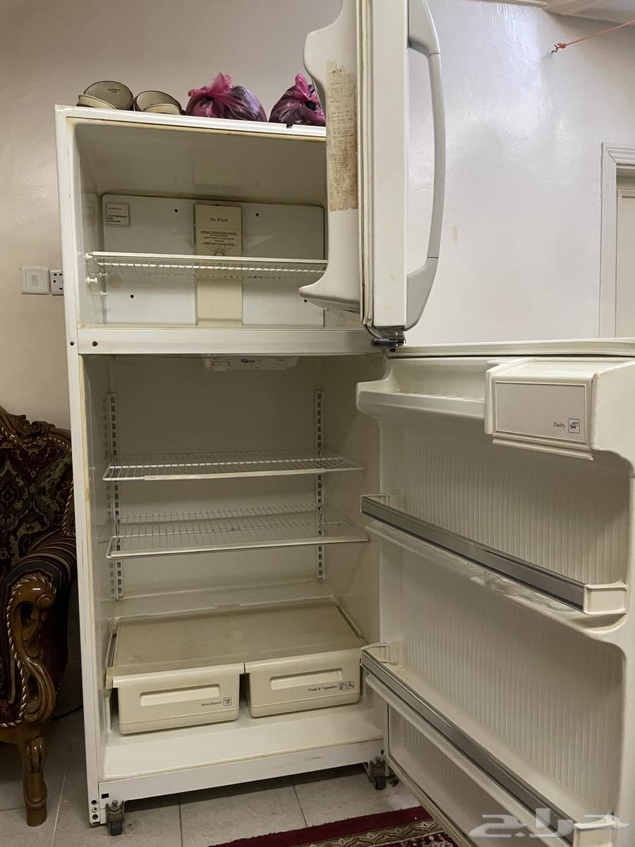 ثلاجه للبيع فالكون64465282666114110