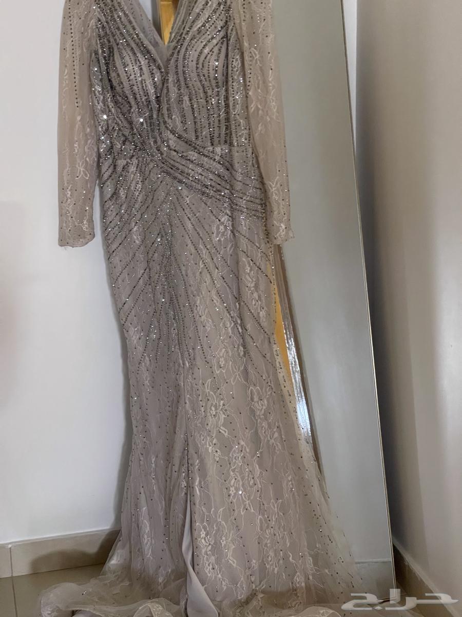My queen's dress, worn only once, brand new64468204071553113