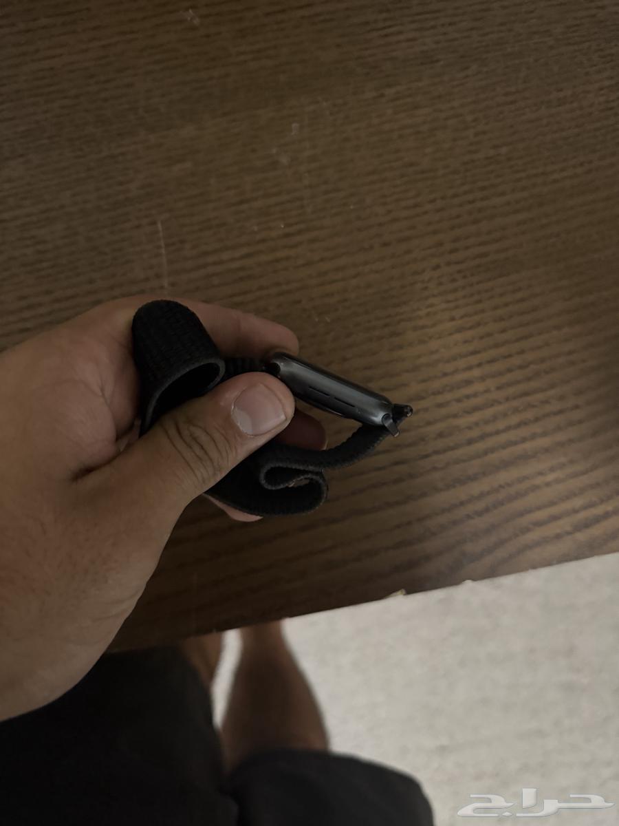 Apple Nike Watch 44mm size, no issues at all64471048058497110