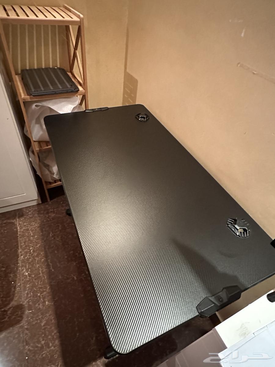 طاولة كاربون فايبر جيمنج64467369426561112