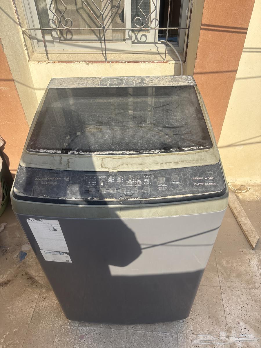 Two washing machines for sale, one manual and one automatic, priced negotiable64467913139074112