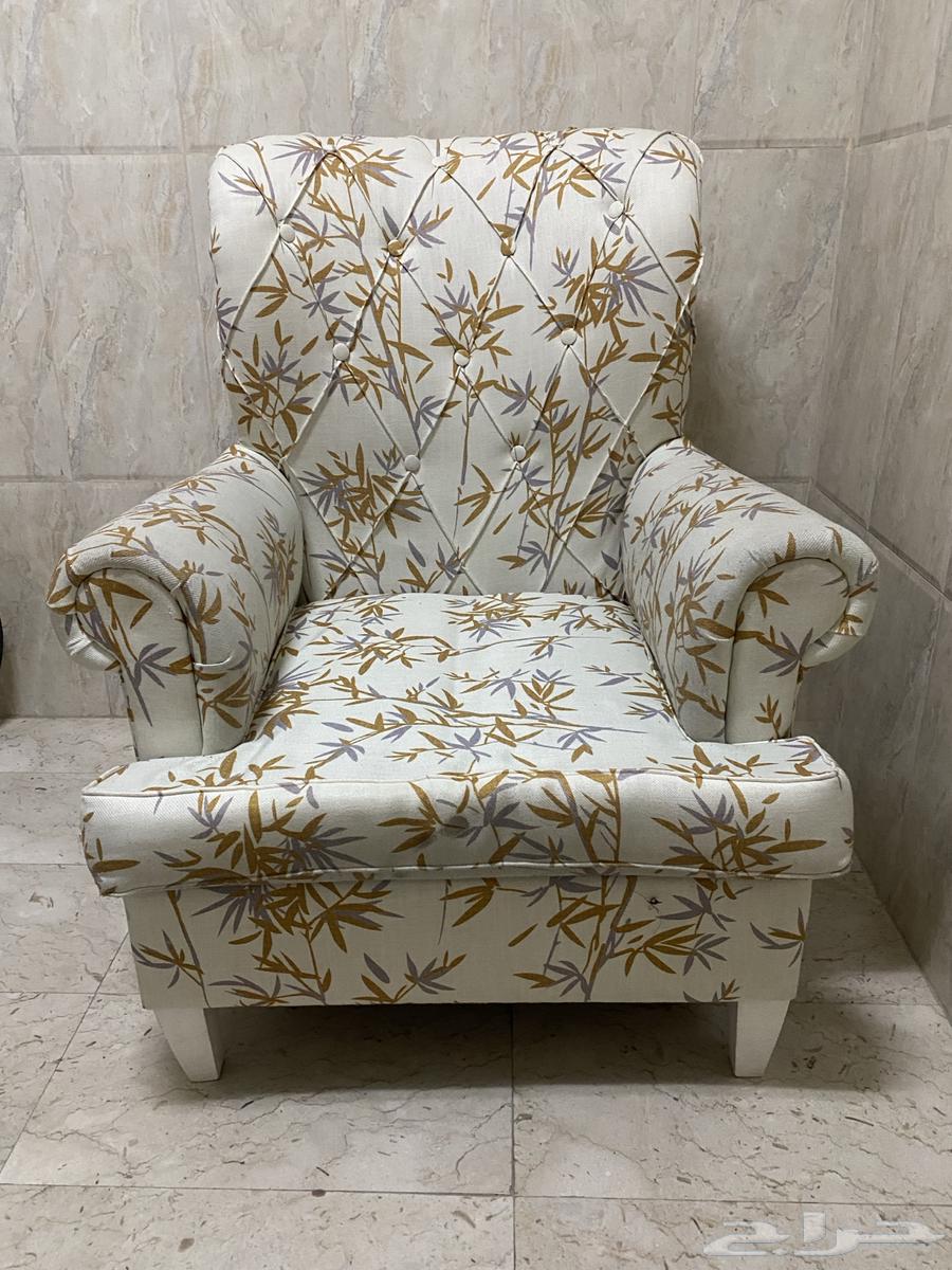 كنبة مفردة نظيفة جدا64467676741251110