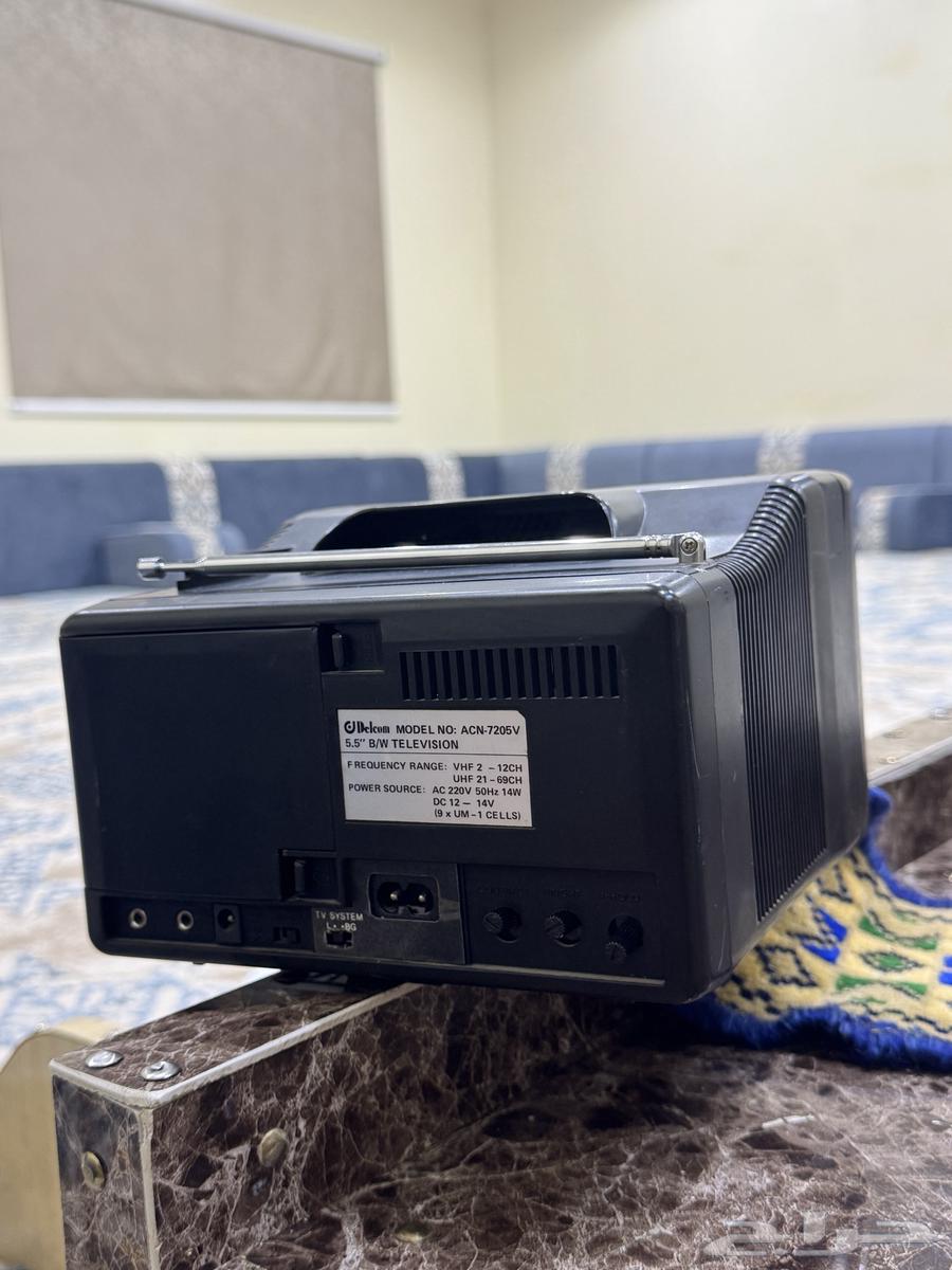 Old small television64465170087939111