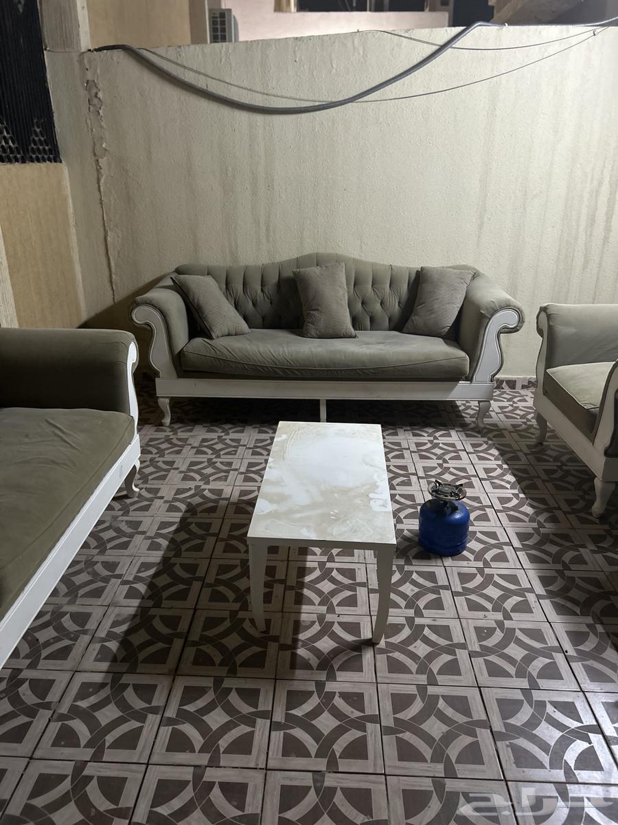 كنب لبيع حالة ممتازه64469557824385113