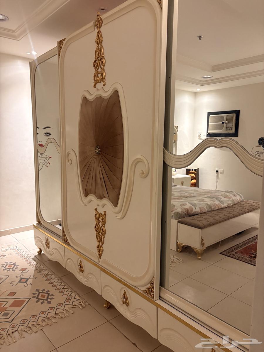 غرفة نوم شبه جديده64466080969602111