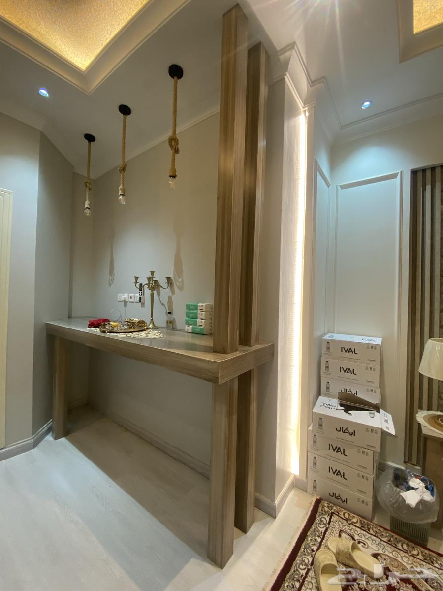 مدخل خشب للبيع مع الاضاءة64466767252482110