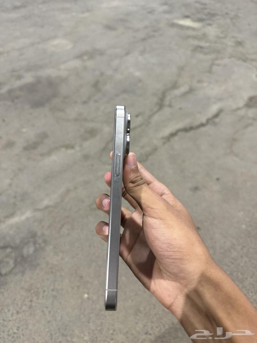 ايفون 15 برو ماكس البيع ب 300064468329548931111