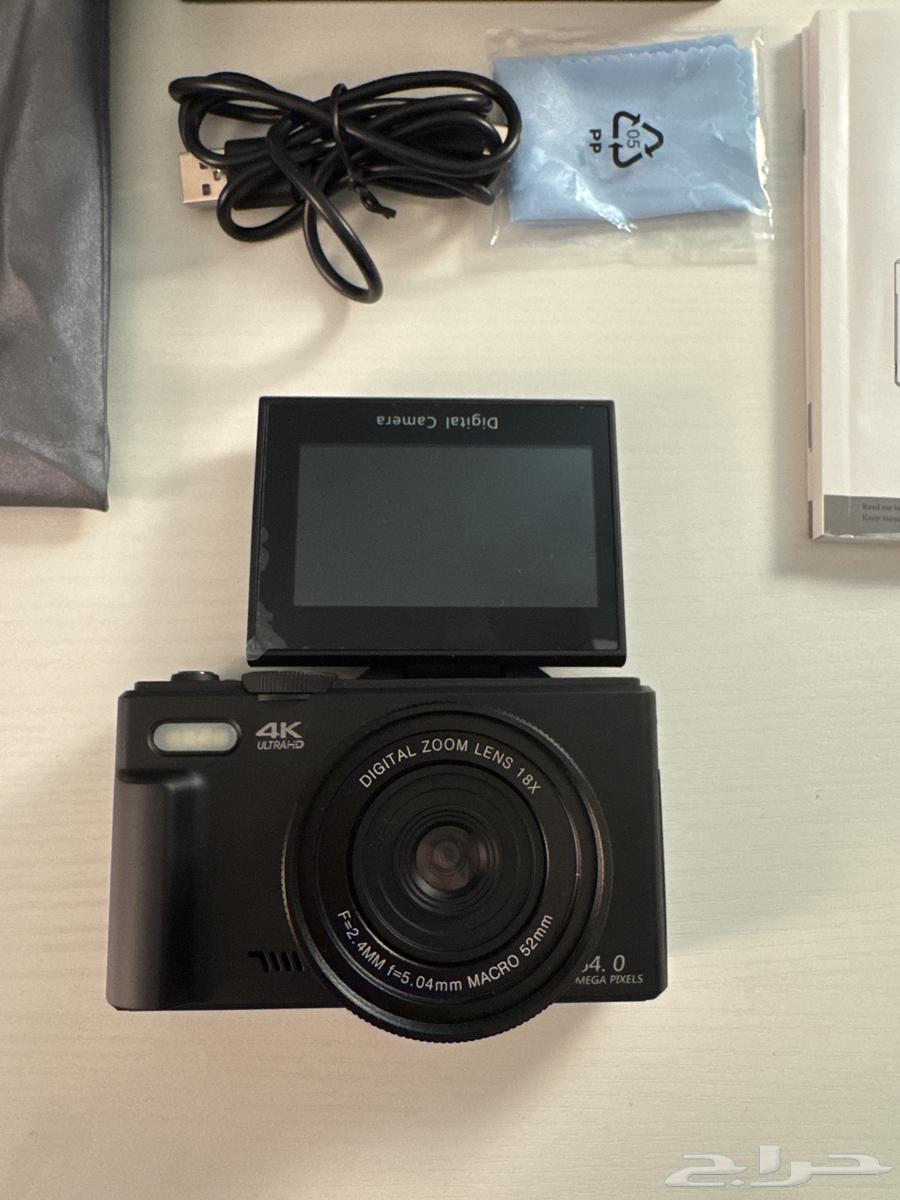 DIGITAL CAMERA64471075210499113