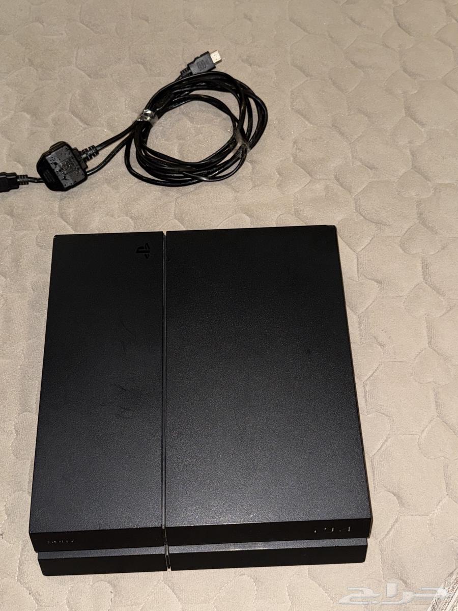 بلايستيشن 4 ( سوني 4 ) نظيف جدا64469557859714111
