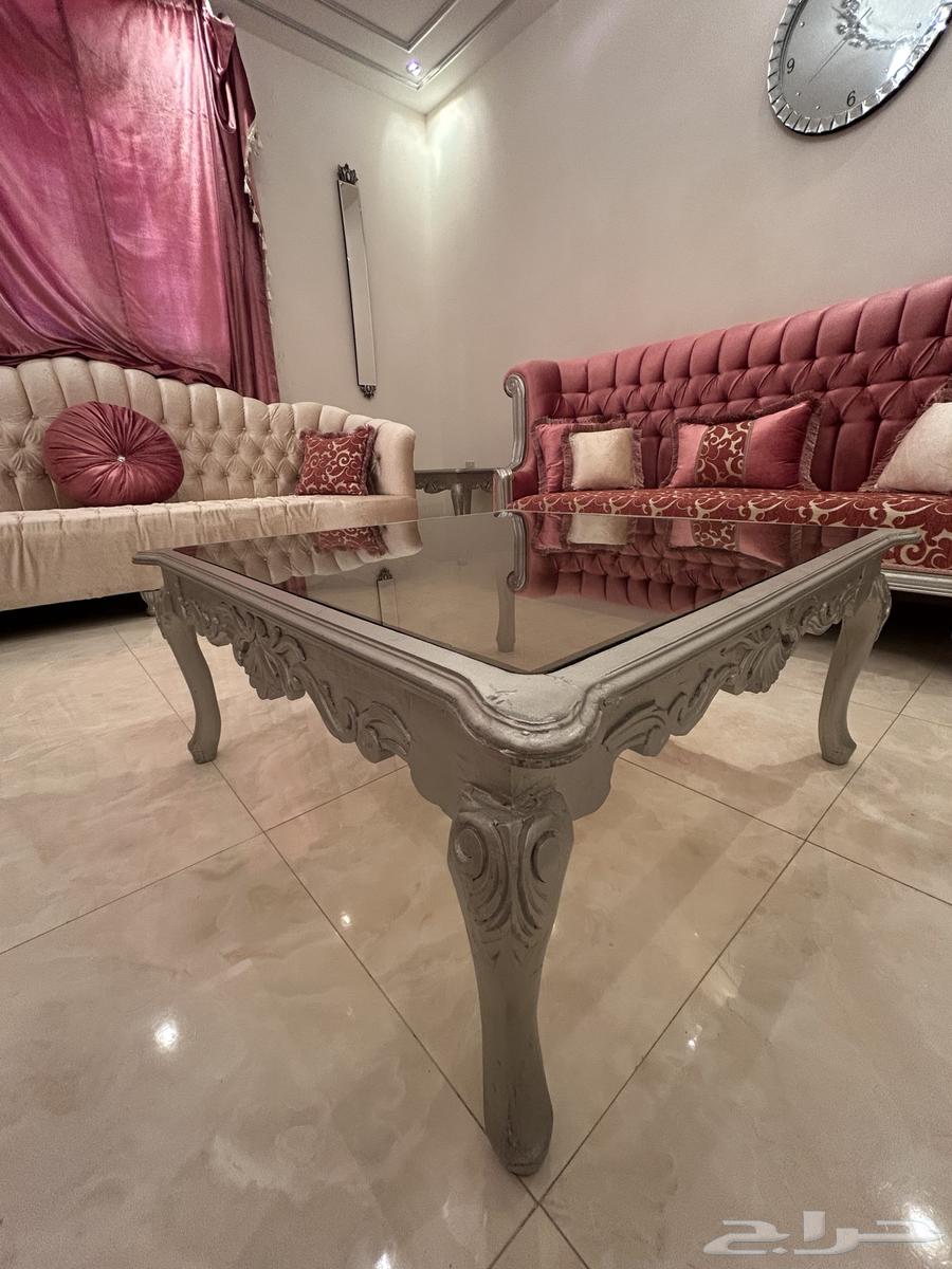 Sofa with star-shaped tables64469976417665114