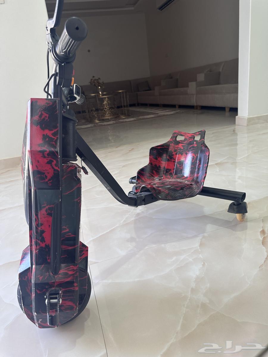 Excellent condition scooter, bought for 470, I want 350 after one month of use64466849869697111