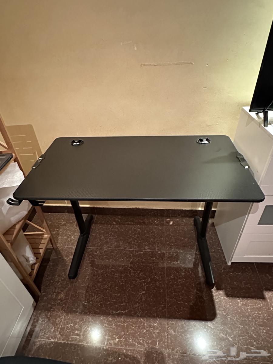 طاولة كاربون فايبر جيمنج64467369426561110