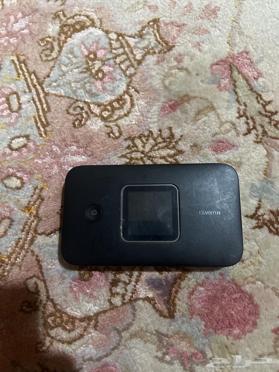 Portable wireless internet device64470374702209110