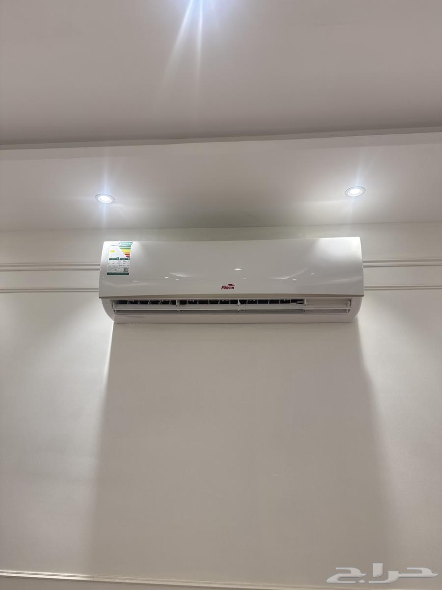 Split air conditioner64465451448193110