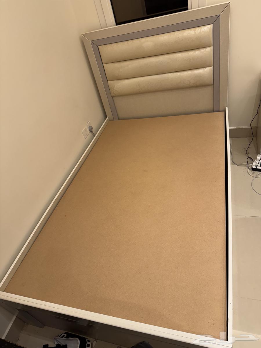 Bed frame 200 by 12064471238781314110