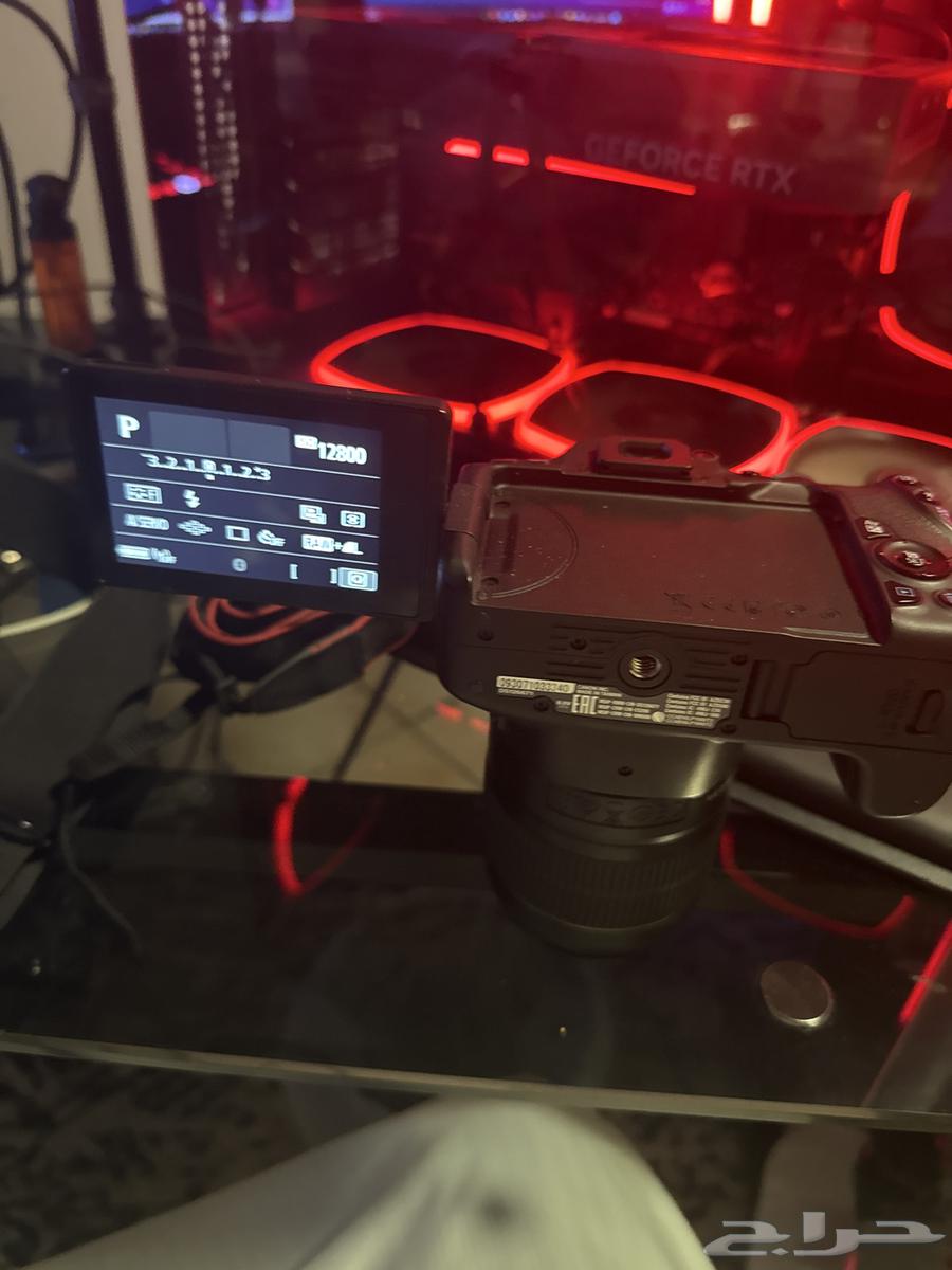 Canon EOS 200D Camera with Touch Screen64428093565954113