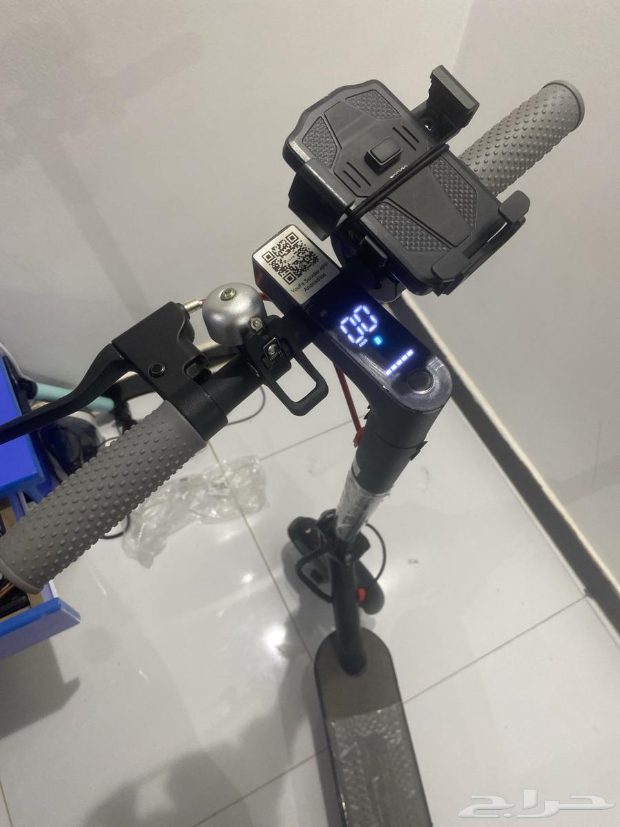 Used electric standing scooter, used for 3 months with all accessories included64469837086977111