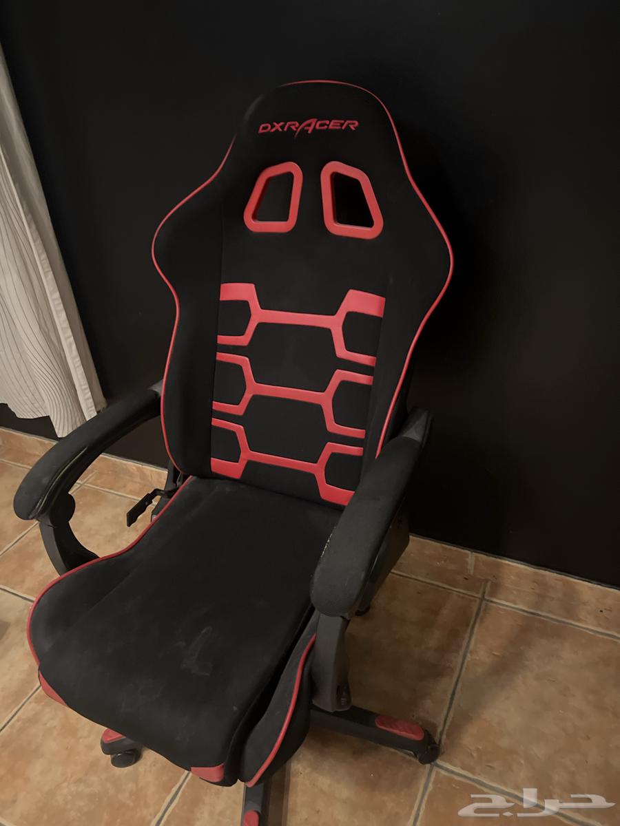 كرسي قيمنق DXRACER بحالة جيده64467508369539110