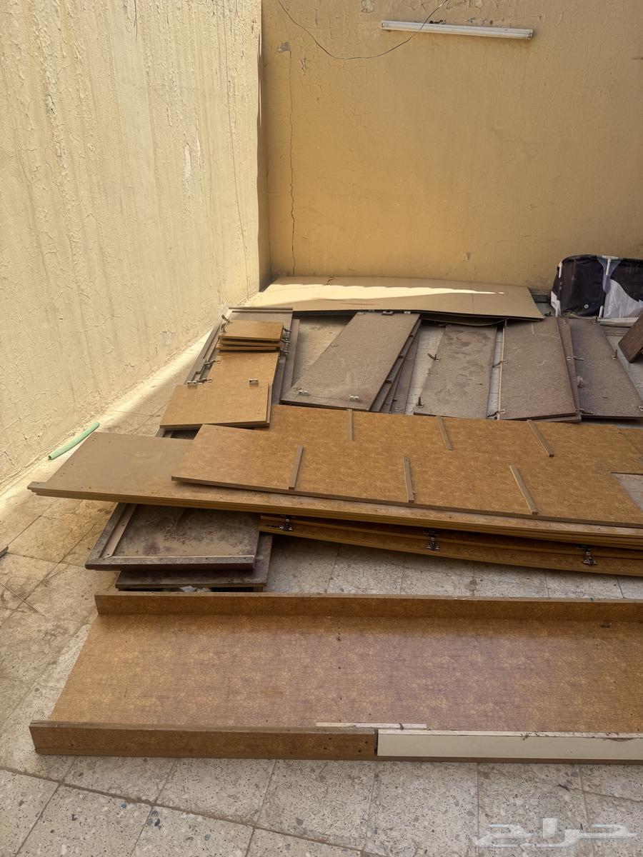 دولاب كامل خشب اصلي64465395680387113