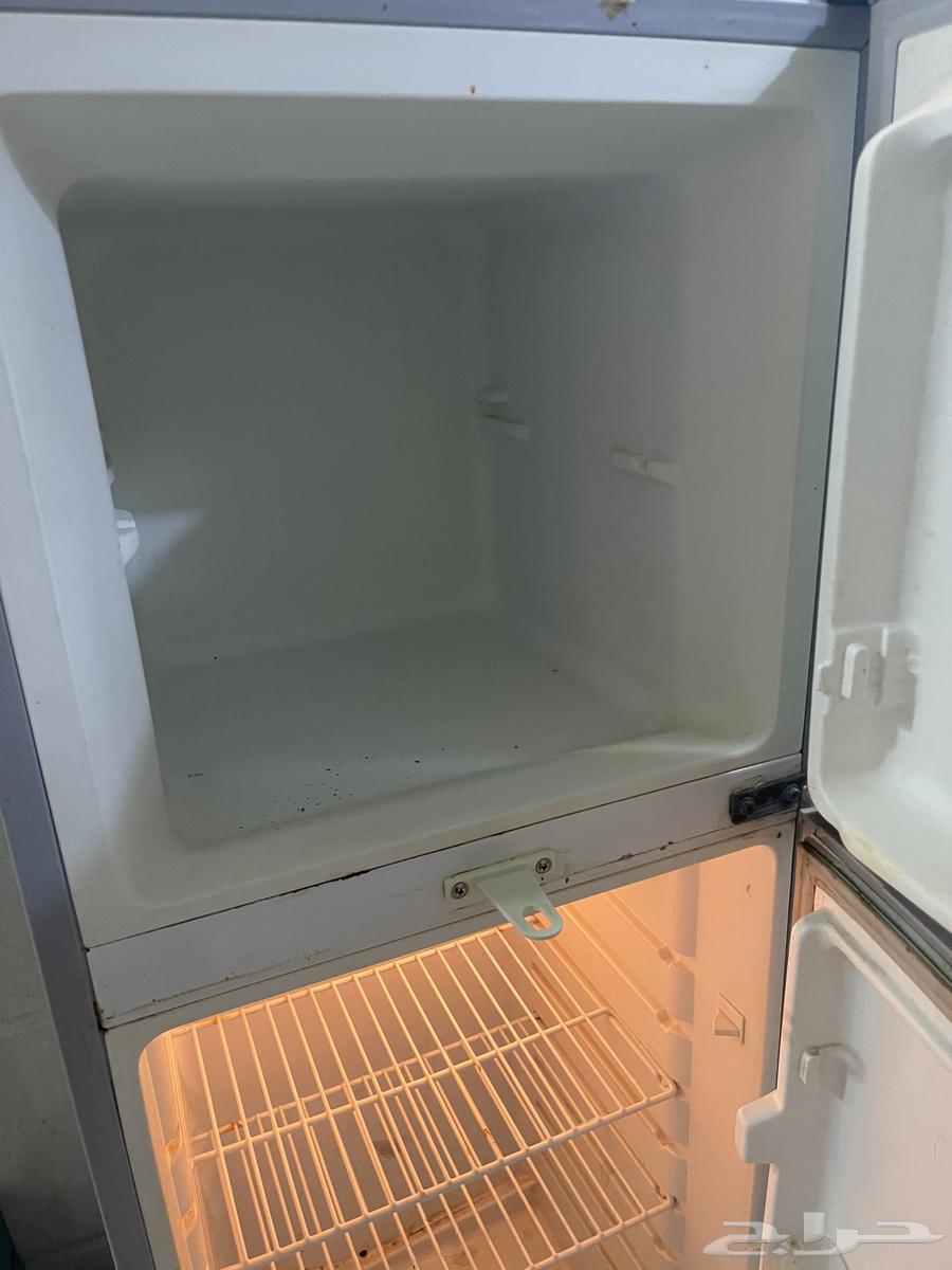 ثلاجتين نظيفه للبيع64467186030083112