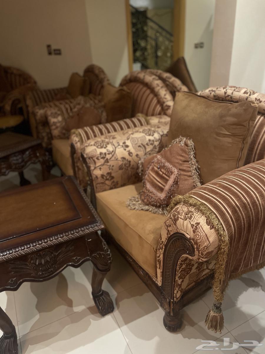 Selling a complete majlis set with entrance and tables64468877150979111