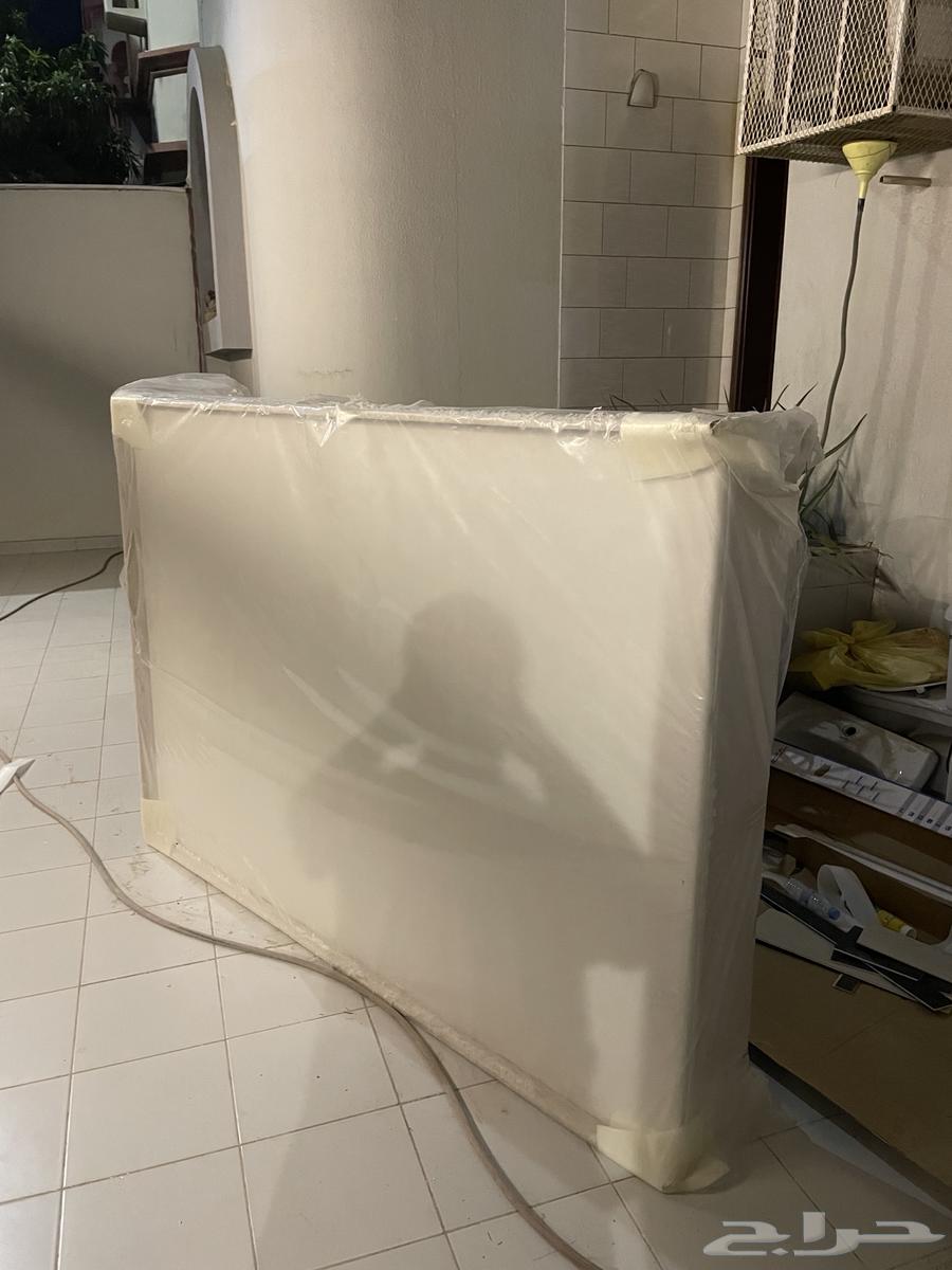 1.5-person bed with frame64464901779203112