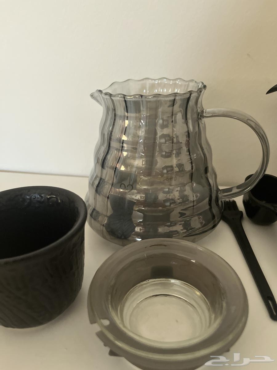 ادوات قهوه مقطره v60 كامله واظرف قهوه 18قرام (بس ناقص قمع )64466712062465113