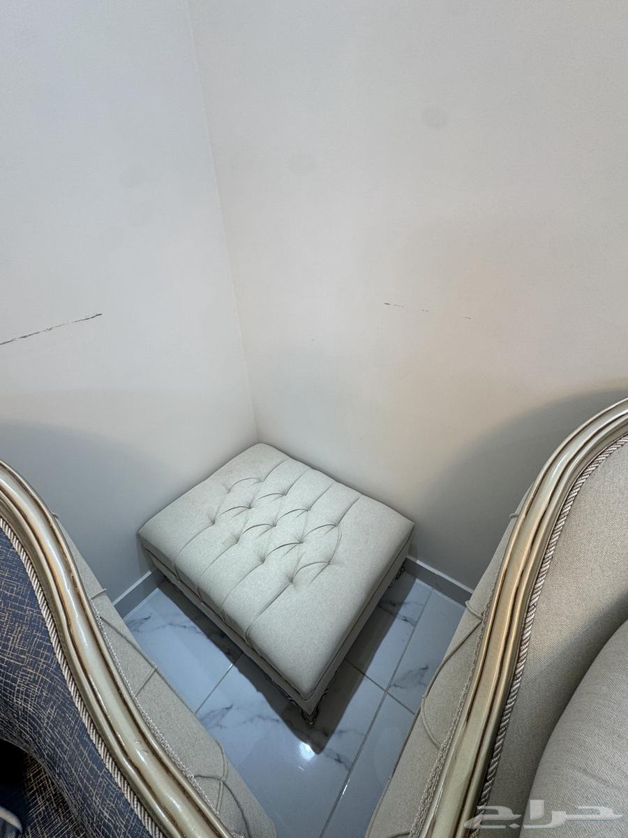 Sofa Set with Tables and Curtain64465577516418113