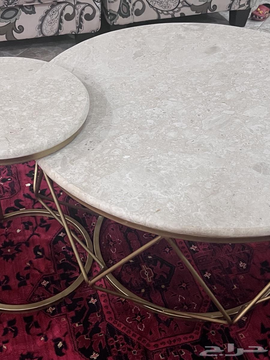 Marble tables64465170023041110