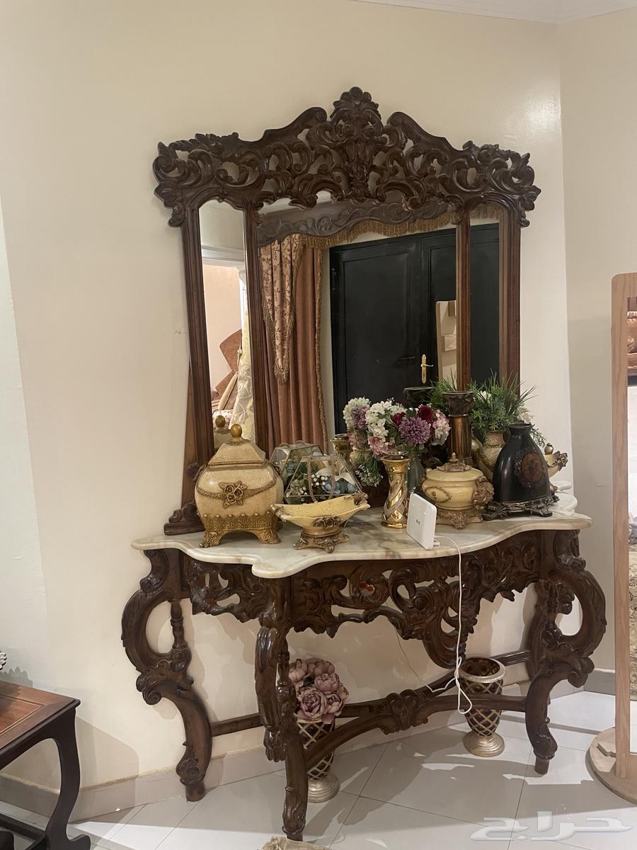 Selling a complete majlis set with entrance and tables64468877150979112