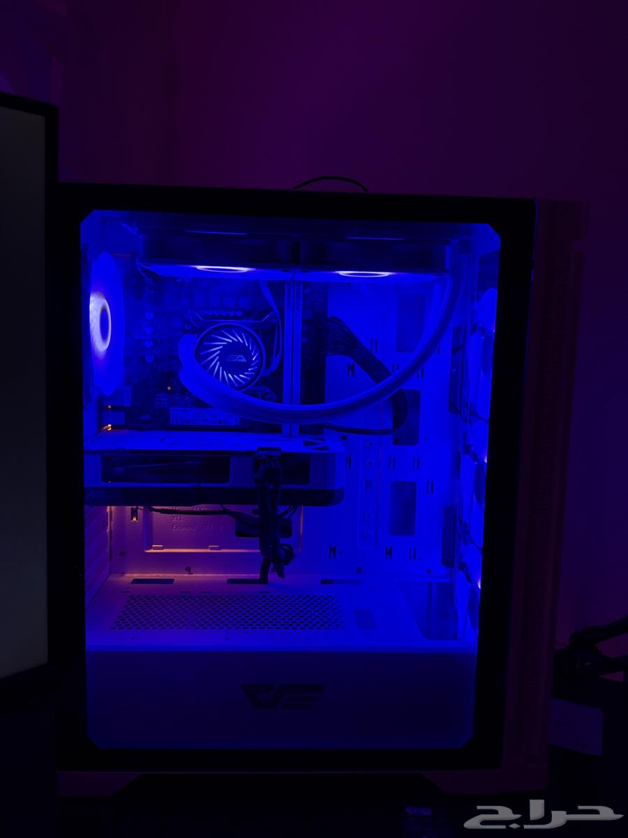 New gaming PC, very little use. Mint condition64468722208001110