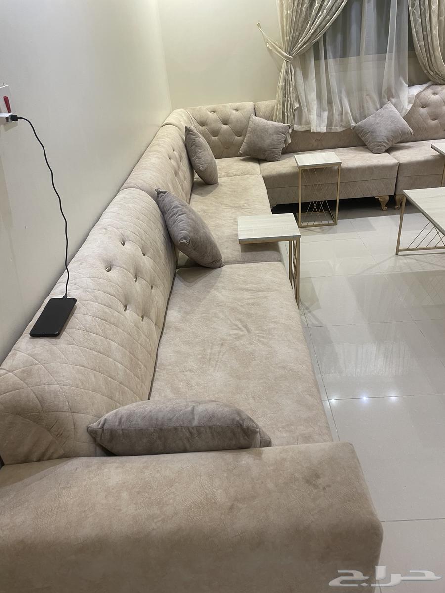 للبيع كنب وستارة نظيف جدا واستخدام حشمه64471006712579114