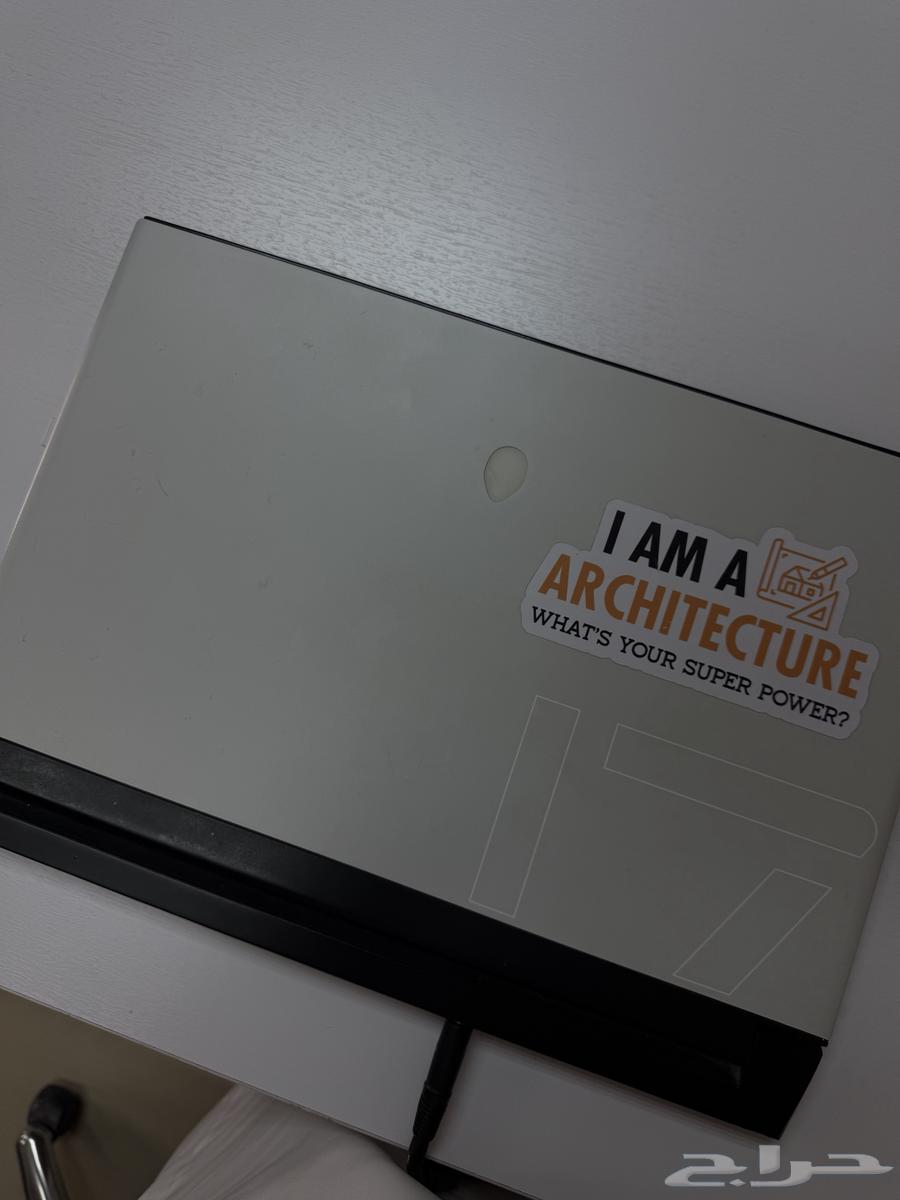 For sale Alienware m17 R3 laptop - i9 processor and 32GB memory64467802263809112