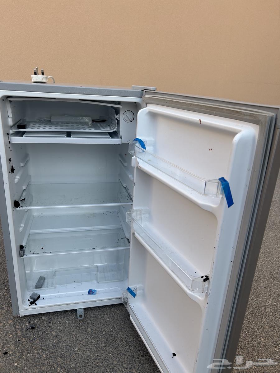 ثلاجه صغيرة مباع الله يبارك له64468426083587112