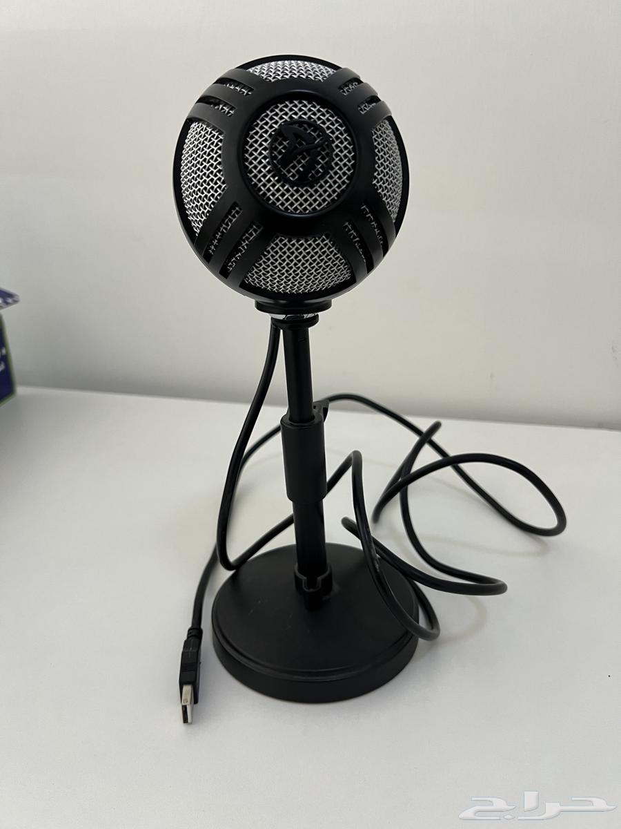 Audio microphone64467256763138110