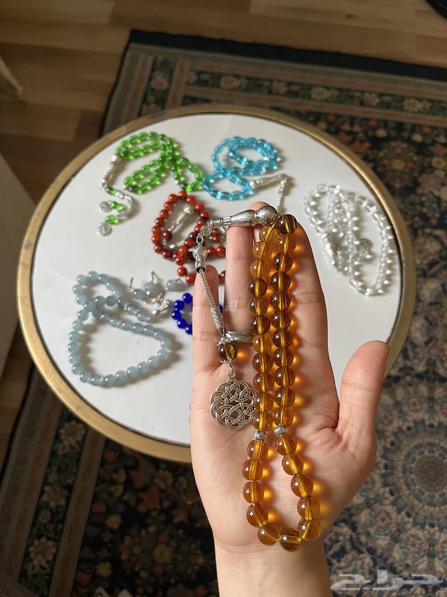 Any tasbih for 5 riyals, three for 1064467662672257111