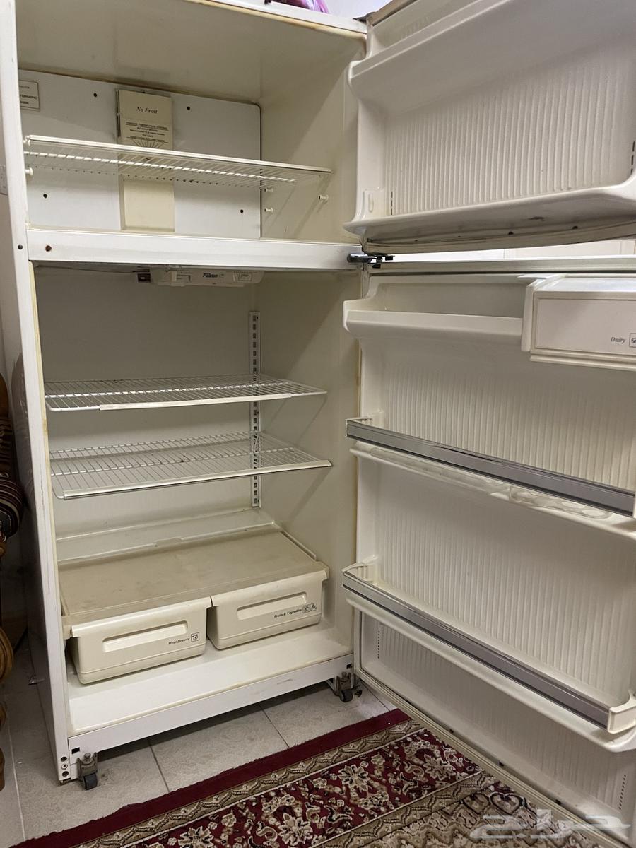 ثلاجه للبيع فالكون64465282666114112